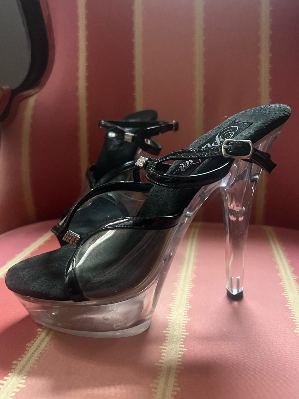 Vintage Y2K Pleaser Kiss Clear Lucite Platform Heels Rhinestone Strappy Sz 9